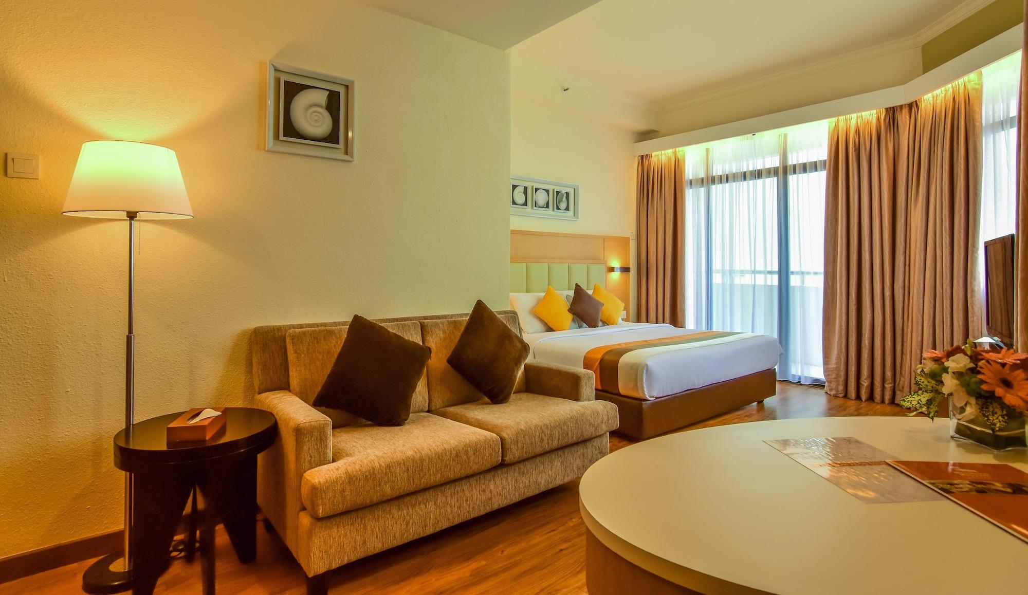 Hotel Sentral Seaview @ ​Beachfront Tanjung Bungah  Exteriér fotografie