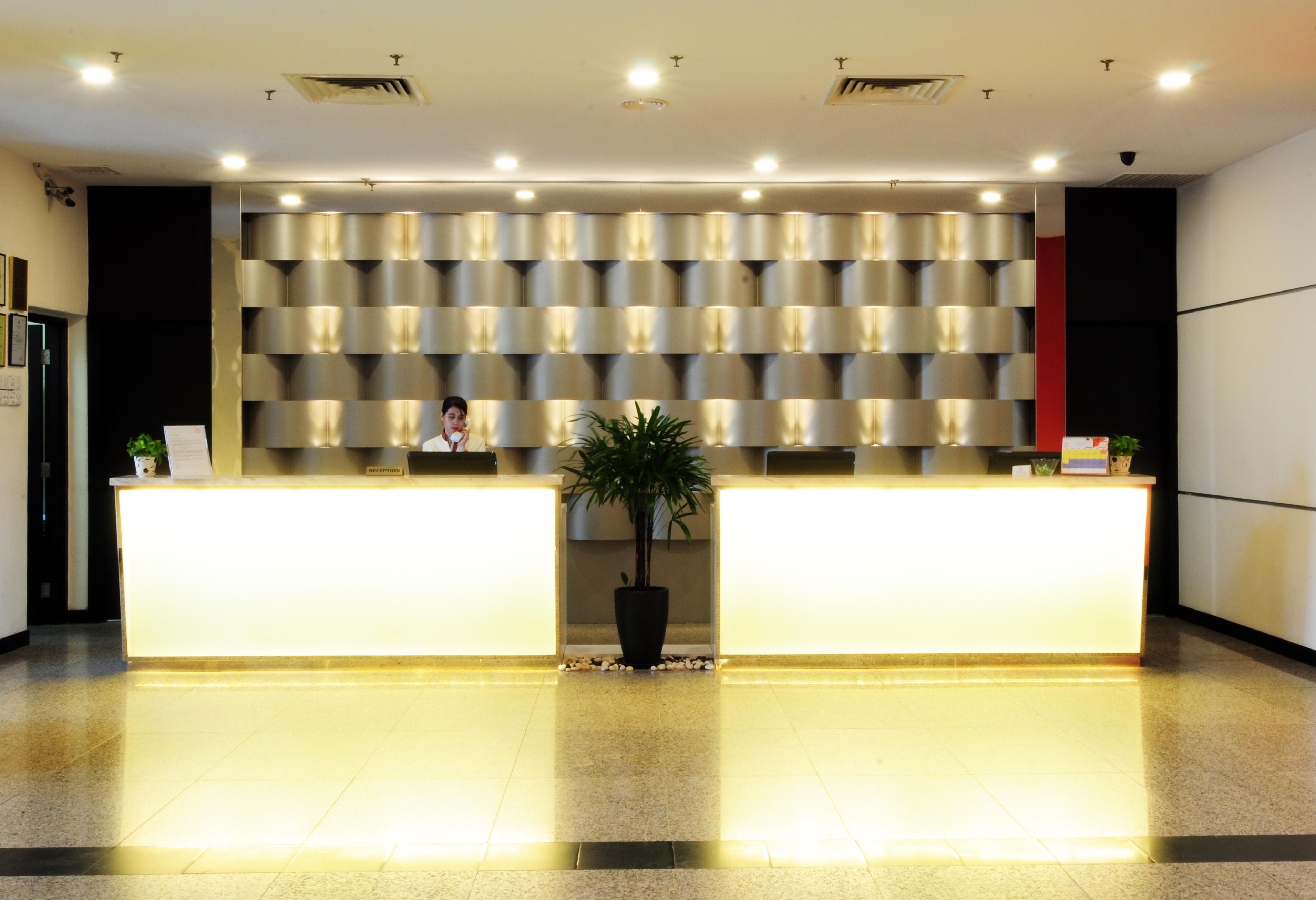 Hotel Sentral Seaview @ ​Beachfront Tanjung Bungah  Exteriér fotografie
