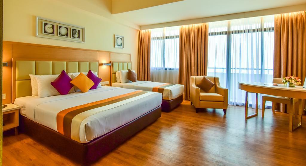 Hotel Sentral Seaview @ ​Beachfront Tanjung Bungah  Exteriér fotografie