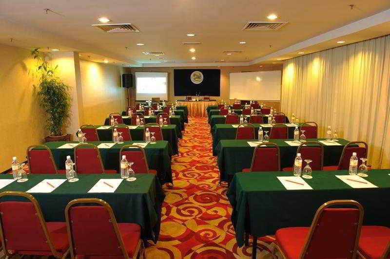 Hotel Sentral Seaview @ ​Beachfront Tanjung Bungah  Exteriér fotografie